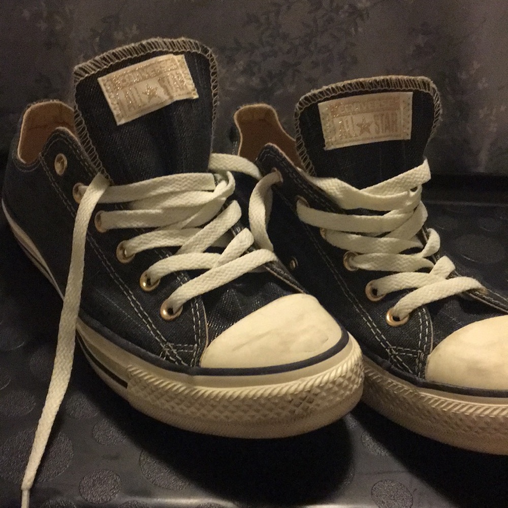 All star converse/women’s size 8/used